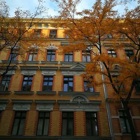 Schoener Wohnen Im Denkmal - Grosszuegig Geschnitten, Kostenfreies Wlan Apartment Leipzig